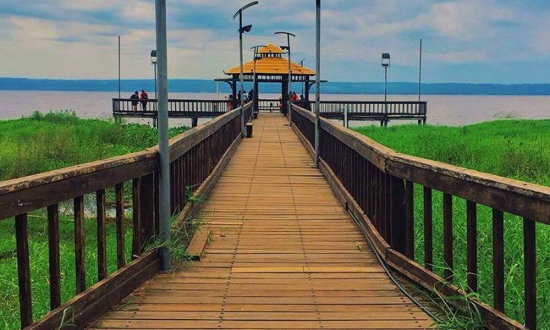 Paraguay's open roads